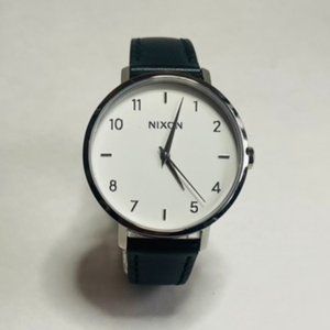 Nixon Arrow Leather 38 MM Silver White Black